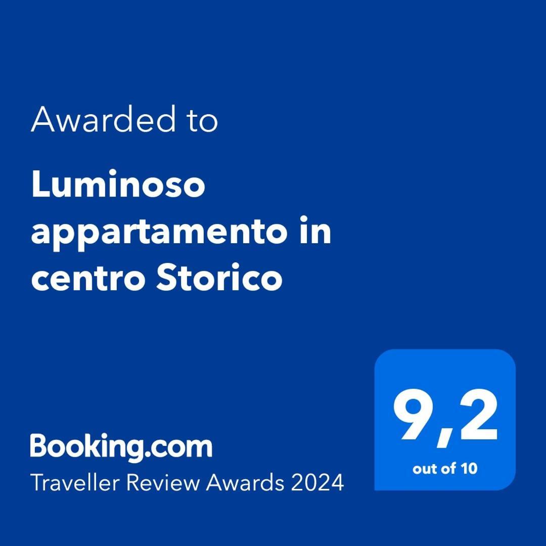 Luminoso Appartamento In Centro Storico Рим Экстерьер фото